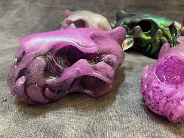 SPIRIT HOUSE CRYSTAL SKULL GLOW IN THE DARK ( LIGHT UP)