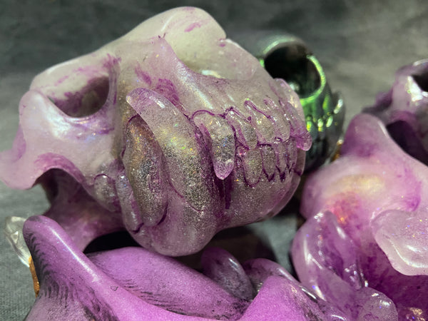 SPIRIT HOUSE CRYSTAL SKULL GLOW IN THE DARK ( LIGHT UP)