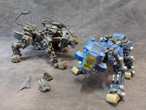 THREEZERO AND DIECAST BANDAI LIGER POSEABLE FIGURES