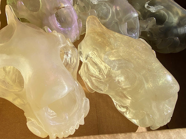 SPIRIT HOUSE CRYSTAL SKULL -MOSTLY CLEAR