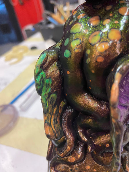 BAKU PAINTED FIGURE- DARK PURPLE COLOR SHIFT