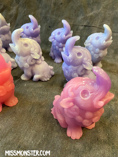 BABY BAKU BLANK CAST FIGURE- PURPLES