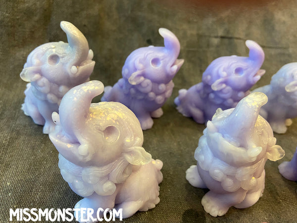 BABY BAKU BLANK CAST FIGURE- PURPLES