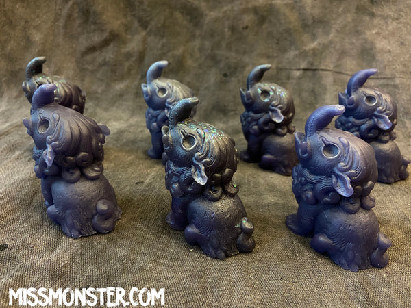 BABY BAKU BLANK CAST FIGURE- DARK PURPLES