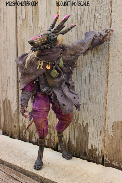 R00:UNIT 1/6 CUSTOM FIGURE