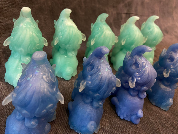 BABY BAKU BLANK CAST- GLOW IN THE DARK- GREENS AND BLUES