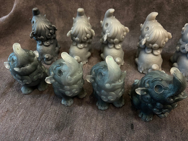 BABY BAKU BLANK CAST- GLOW IN THE DARK- DEEP GREEN SWIRL AND PLAIN GREYS