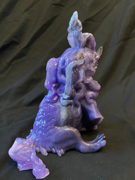 **PATREON** CUTTLE BAKU- PURPLE TRANSLUCENT SWIRL/ GLOW IN THE DARK