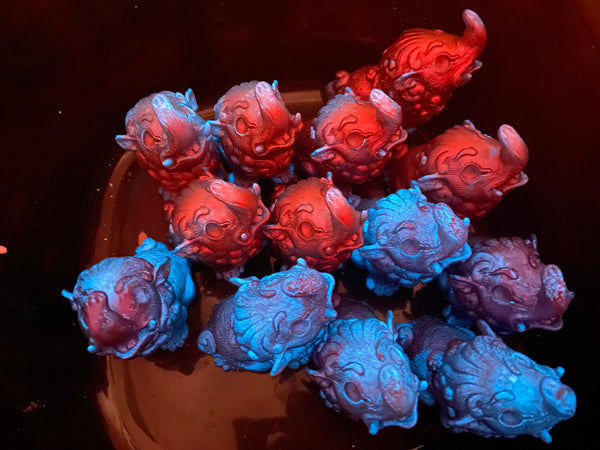 BABY BAKU BLANK GLOW IN THE DARK CAST- RED/ PURPLE COLOR SHIFT