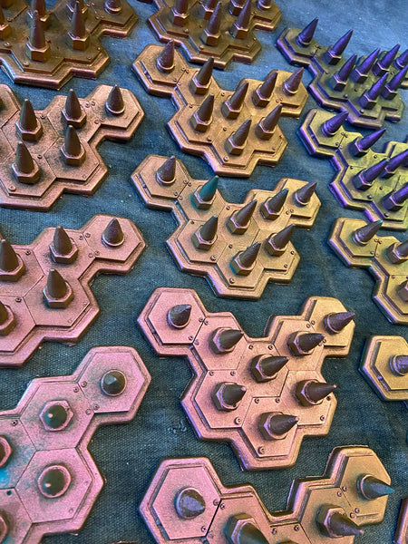 COLOR SHIFT FLEXIBLE SPIKE ARMOR PANEL