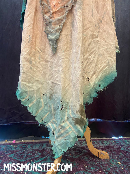 WASTELAND QUILL CLOAK