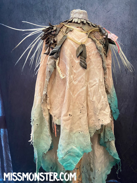 WASTELAND QUILL CLOAK