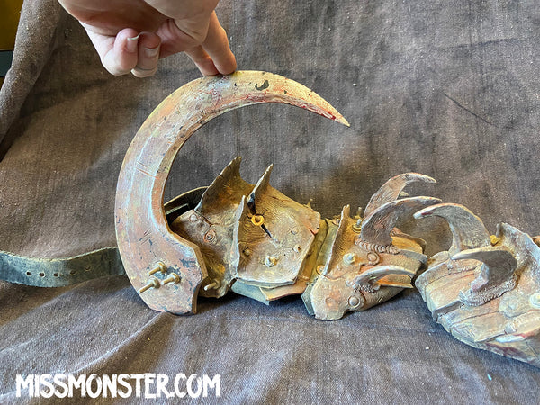 WASTELAND RAPTOR CLAW BOOT COVERS