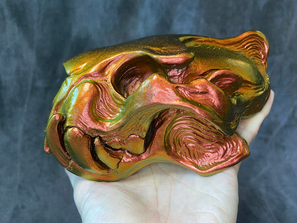 SPIRIT HOUSE SKULL- COLOR SHIFT