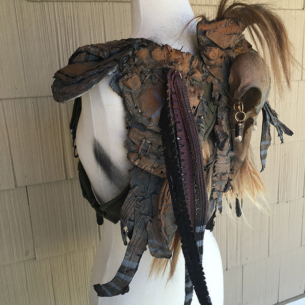 WASTELAND HARNESS CROW SKULL ARMOR