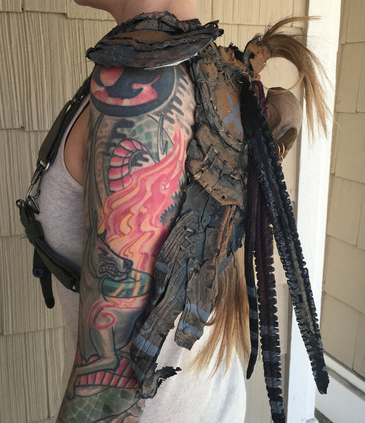 WASTELAND HARNESS CROW SKULL ARMOR