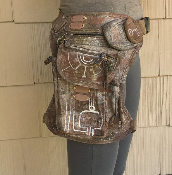 DISTRESSED CANVAS HIP BAG