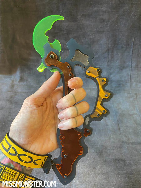 ALIEN CLAW WEAPON PROTOTYPE #2
