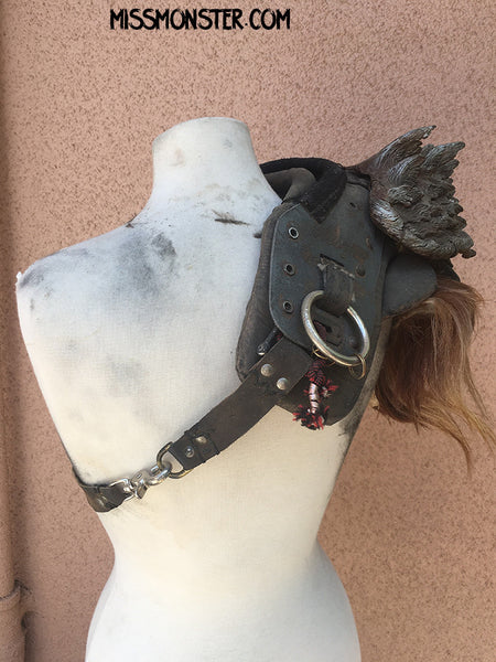 WASTELAND ARMOR- SHOULDER PAD SHARK TOOTH