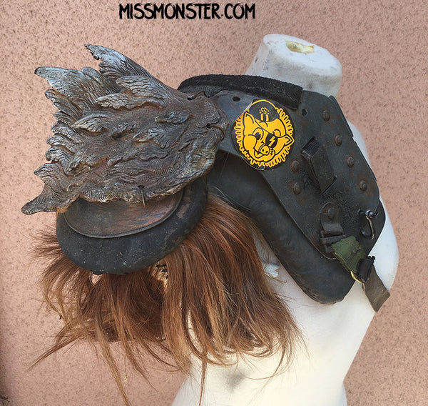 WASTELAND ARMOR- SHOULDER PAD SHARK TOOTH