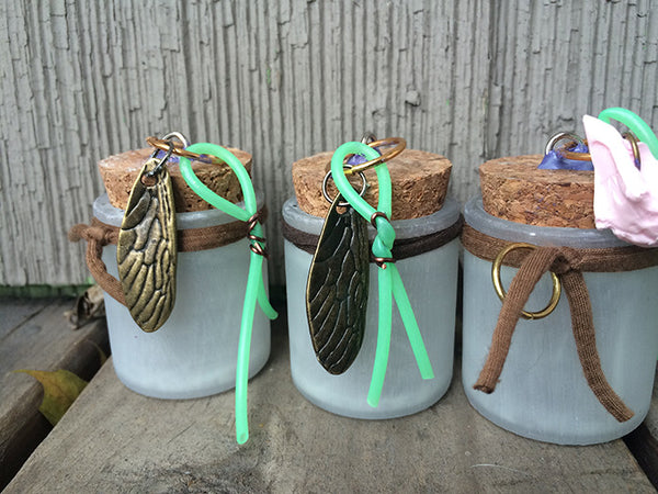 GLOW IN THE DARK, LIGHT UP JAR- PURPLE