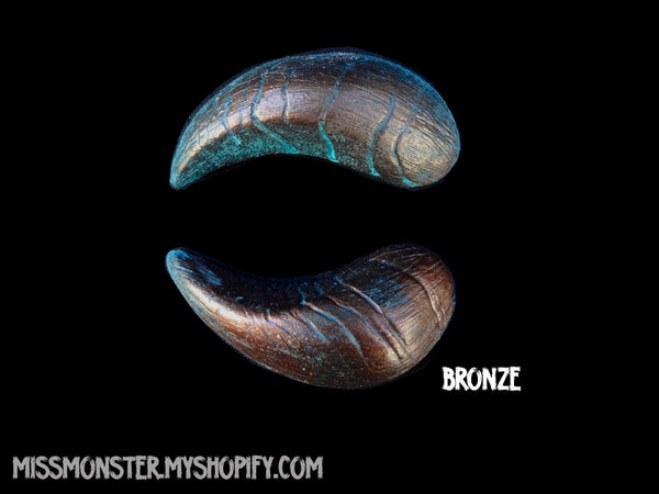 BILLY GOAT BARRETTES