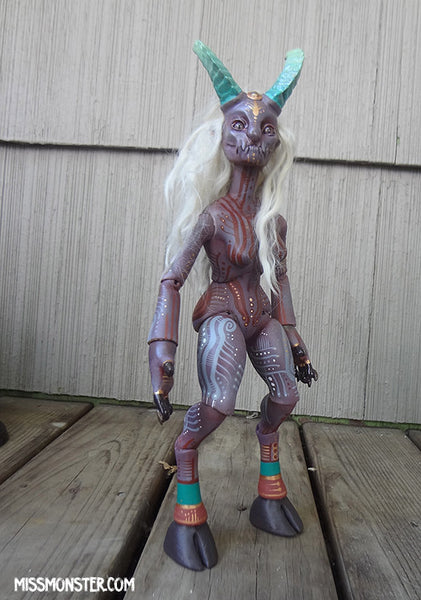 ARTIST CAST EUSAPIA- BALL JOINTED DEMON DOLL