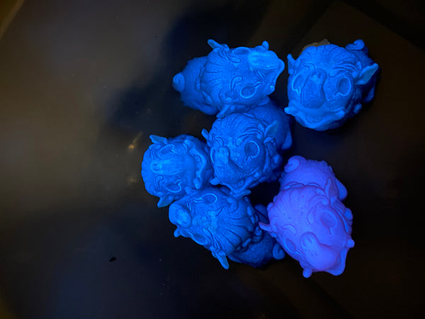 BABY BAKU BLANK CAST- GLOW IN THE DARK- RUBY SWIRL AND ONE PINK