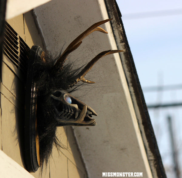 ANTLER SKULL TROPHY HEADS