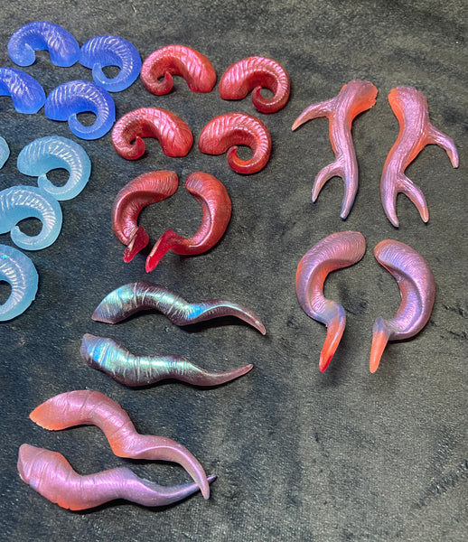 CAST HORN BARRETTES- BLANKS- PINKS/BLUES/REDS