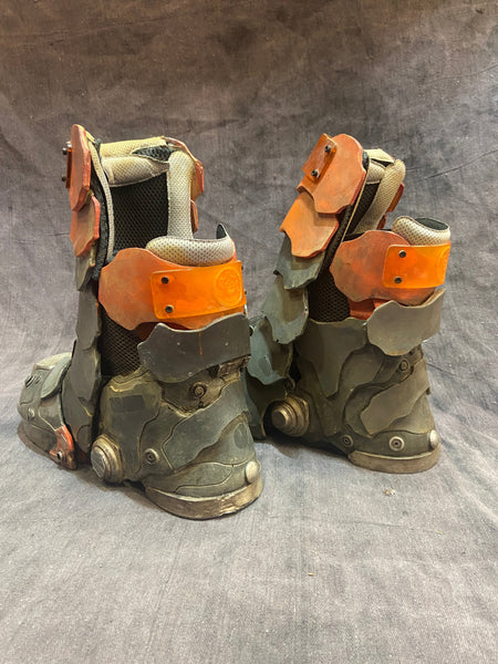 CYBER ROBOT BOOT COVERS ( NEED REPAIR)