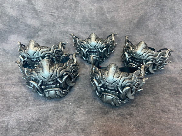 SNARL HALF MASK- ANTIQUE SILVER