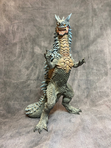 KAIJU REMIX BEMULAR VINYL FIGURE