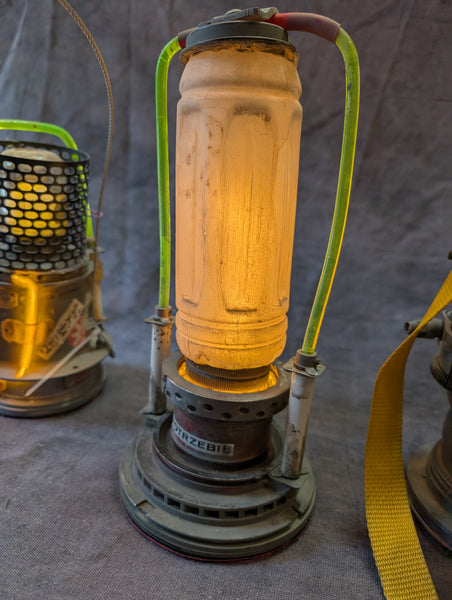 CYBERJUNK LANTERNS