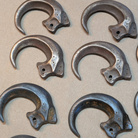 COLD CAST METAL CLAW PENDANT