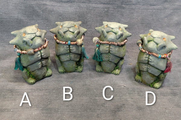 MINI STONE EFFIGY FINISHED FIGURE