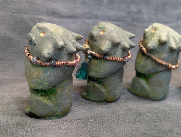 MINI STONE EFFIGY FINISHED FIGURE