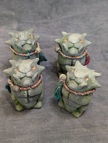 MINI STONE EFFIGY FINISHED FIGURE