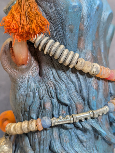 MONSTER LUCK PAW SCULPTURE PROP (SCARRED)