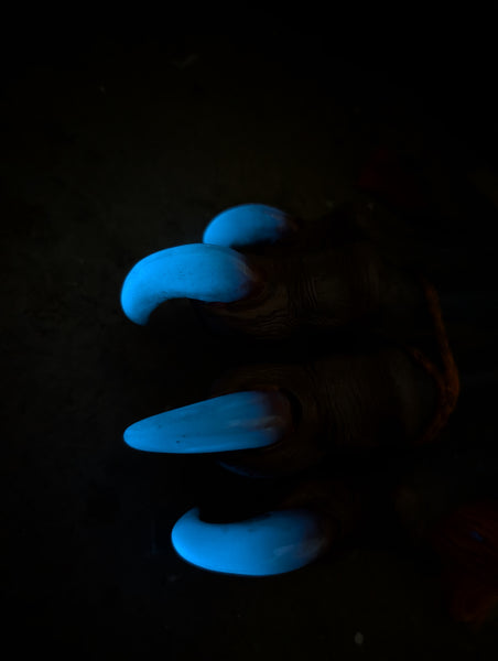 MONSTER LUCK PAW SCULPTURE PROP (STRIPED)