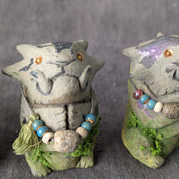 MINI FAUX STONE EFFIGY STATUE (OPAL)