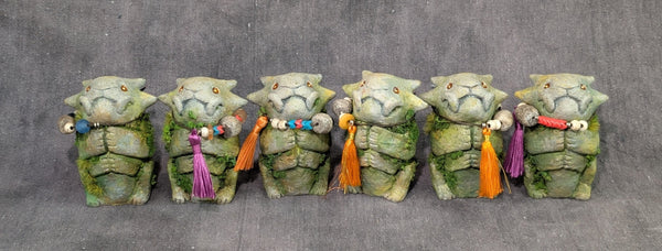 MINI FAUX STONE EFFIGY STATUE GROUP 1