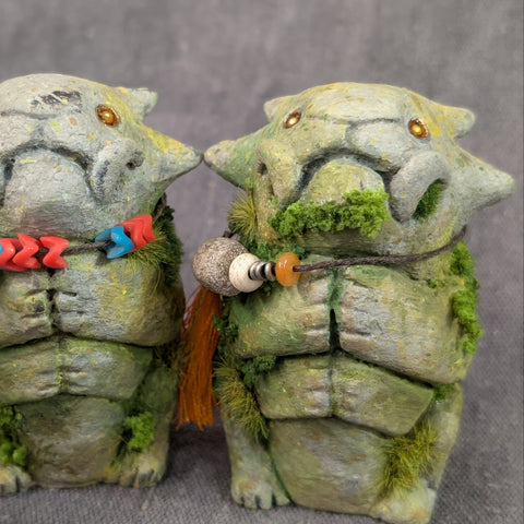 MINI FAUX STONE EFFIGY STATUE GROUP 2