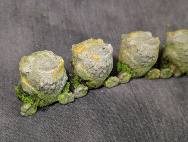 FAFFNUFF FAUX STONE FIGURE