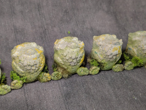 FAFFNUFF FAUX STONE FIGURE