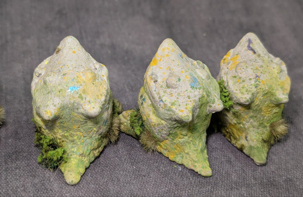 FAFFNUFF FAUX STONE FIGURE