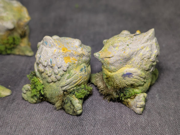 FAFFNUFF FAUX STONE FIGURE