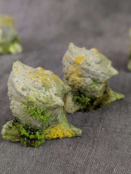 FAFFNUFF FAUX STONE FIGURE