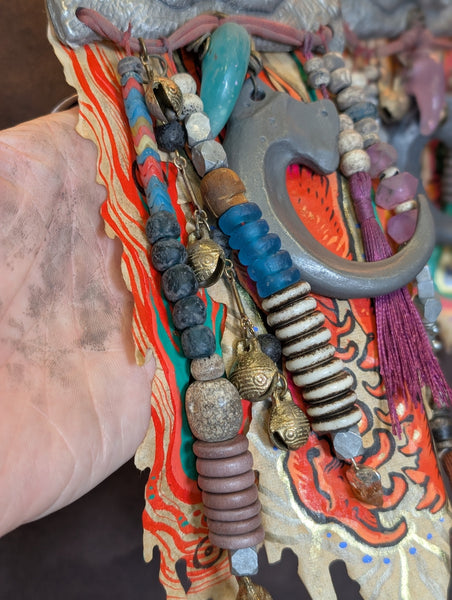 WARDING PAW REAL PEWTER WALL TALISMAN