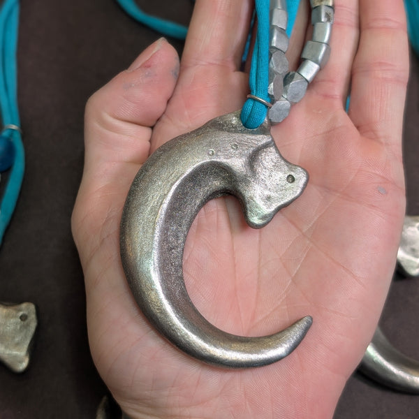 REAL PEWTER METAL CAST CLAW NECKLACE